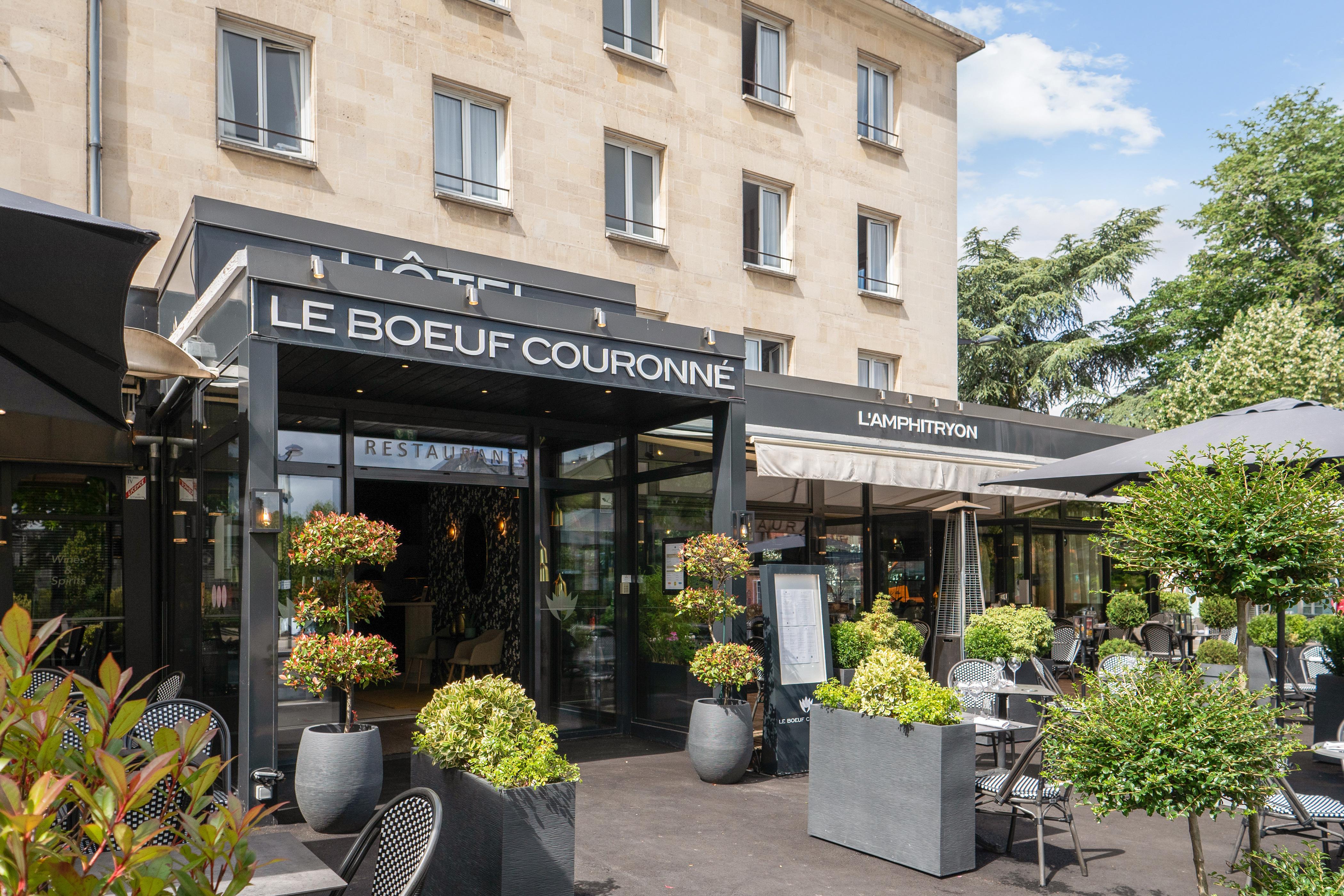 Hotel Le Boeuf Couronne Chartres - Logis Hotels Exterior foto