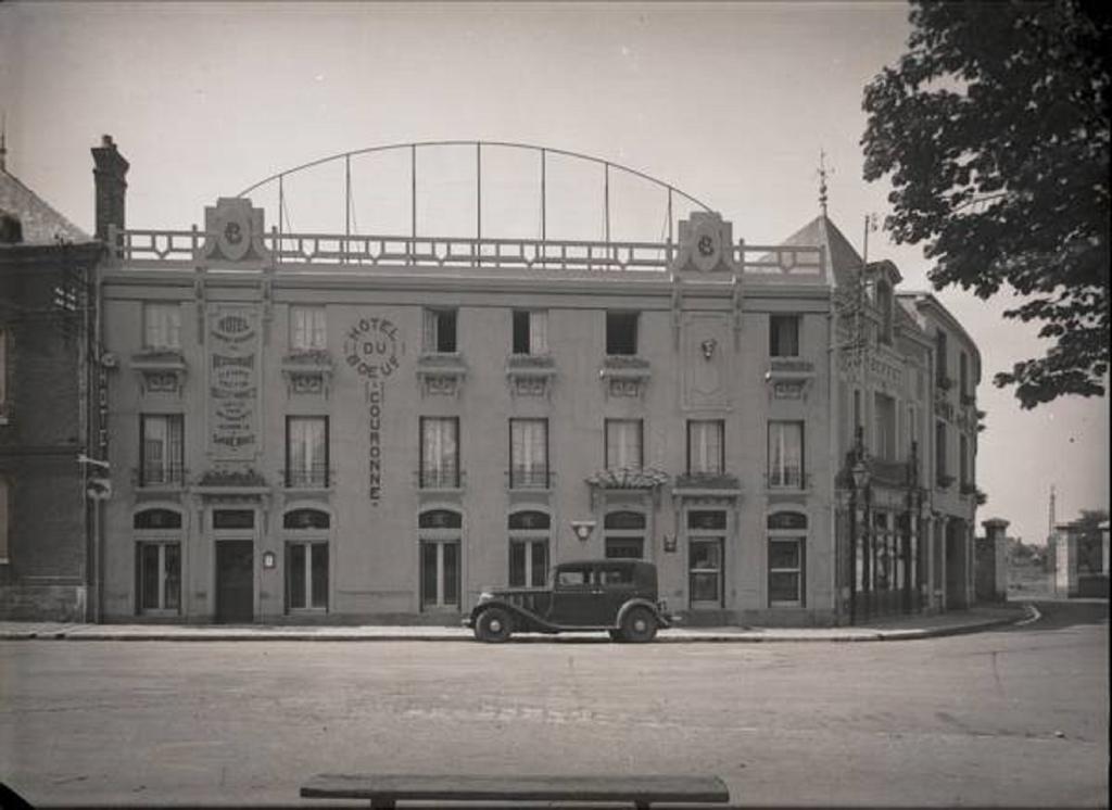 Hotel Le Boeuf Couronne Chartres - Logis Hotels Exterior foto